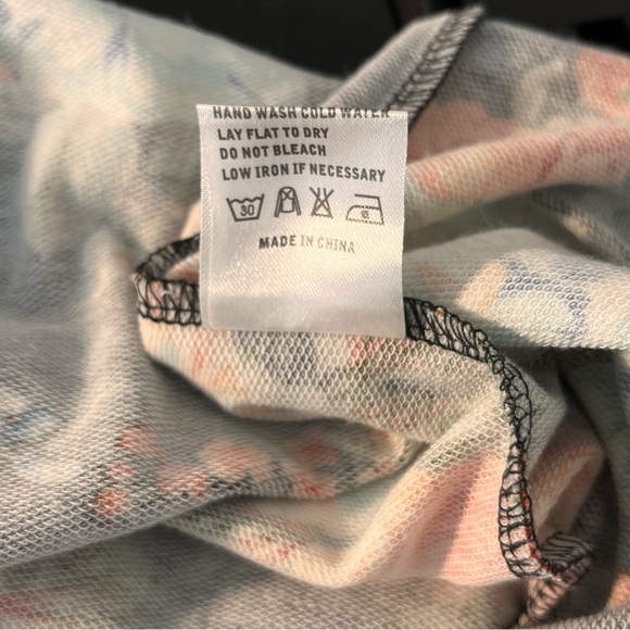 Floral Bodycon Orange and Black Midi Dress - Picture 5 of 8